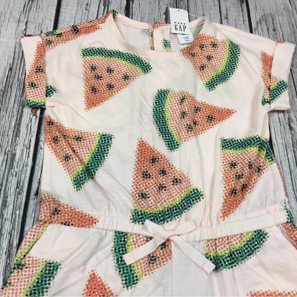 Gap Girls 2T or 4T Watermelon Shorts Romper. NWT - Picture 2 of 4